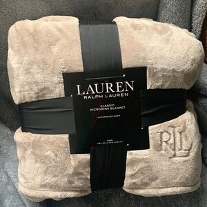 New Lauren Ralph Lauren Beige Micromink luxury King Blanket.